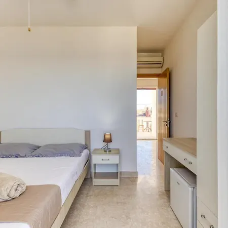 Guest house Arcobaleno Vicino Al Mare A
